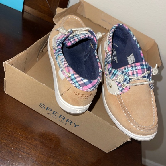 Sperry shoes size 3 1/2 kids - Picture 1 of 4